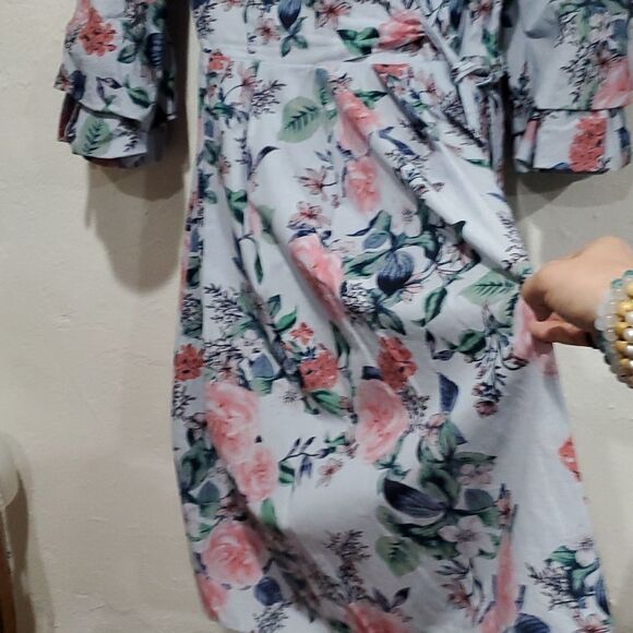 Ivanka Trump Floral Wrap Dress Size 6 - Picture 6 of 14